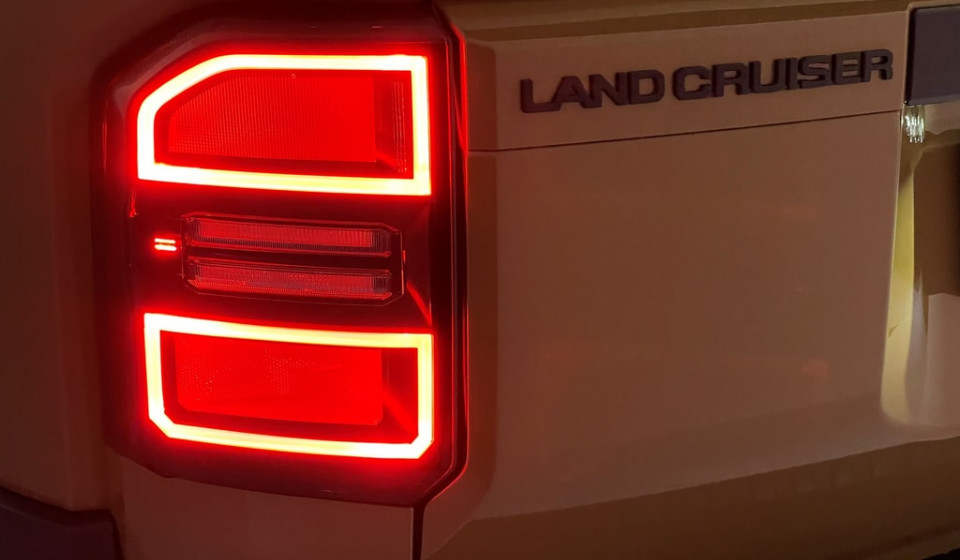TOYOTA Land Cruiser 2.8 D 230 First Edition AWD