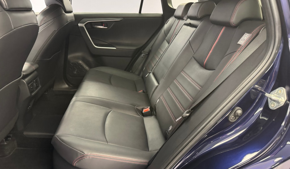 TOYOTA RAV-4 Plug-in Hybrid 2.5 Platinum AWD-i