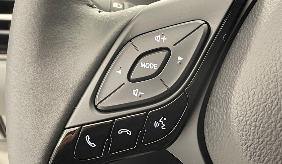 TOYOTA C-HR Hybrid 2.0 HSD Trend