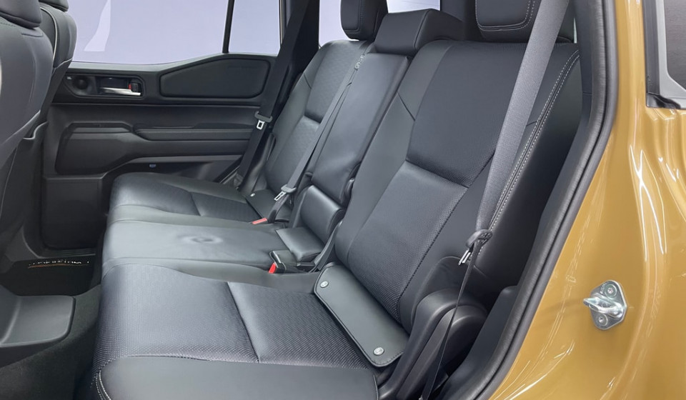 TOYOTA Land Cruiser 2.8 D 230 First Edition AWD
