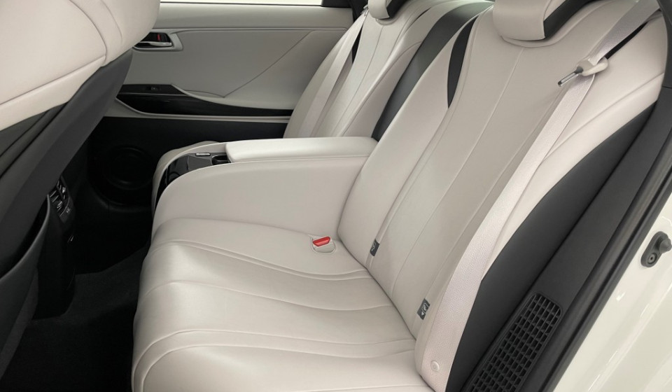 TOYOTA Mirai Fuel cell Premium