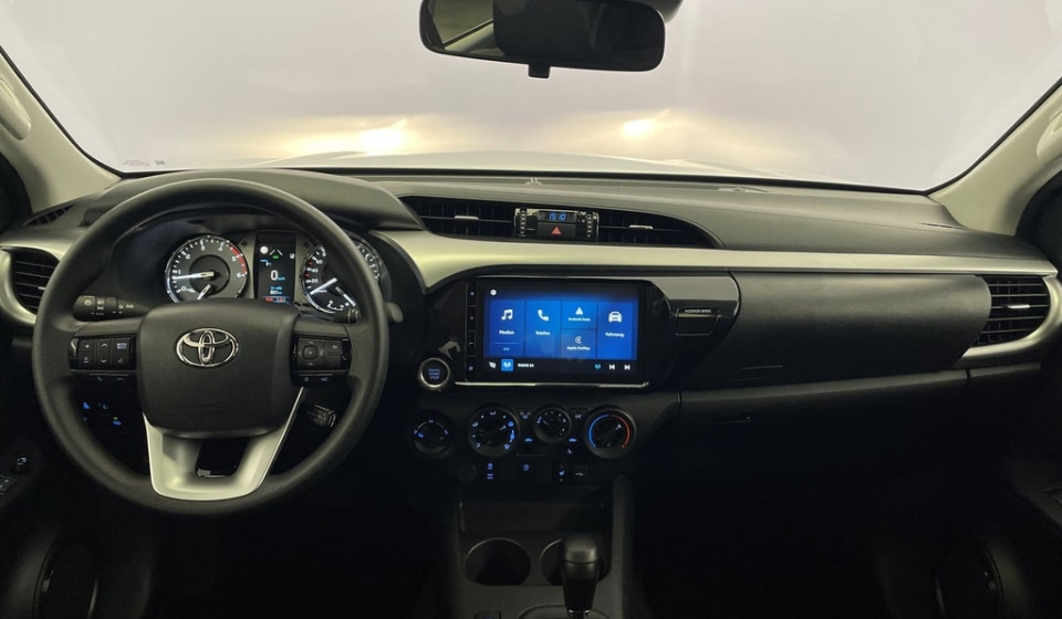 TOYOTA HI-LUX Double Cab 2.4 D 150 Comfort AWD