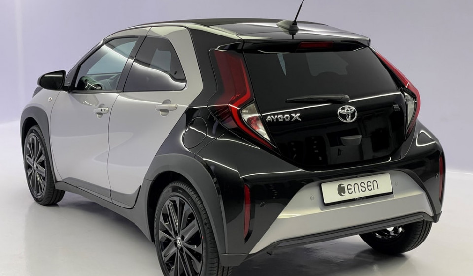 TOYOTA Aygo X 1.0 JBL Edition
