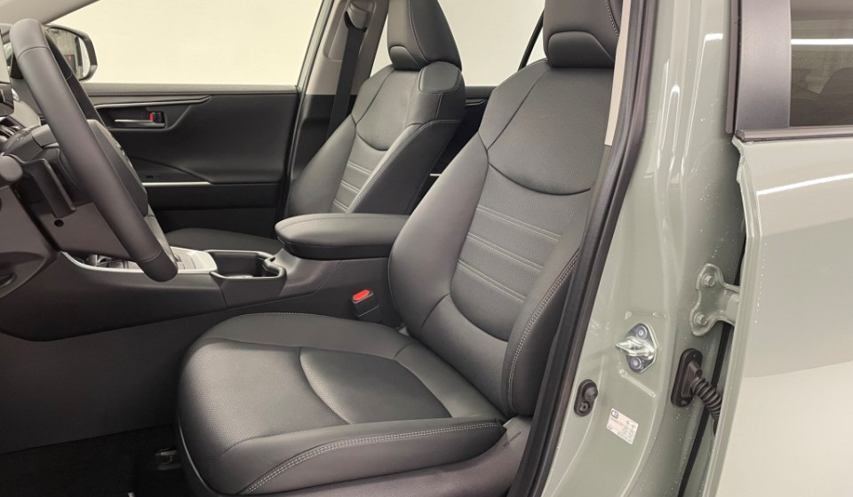 TOYOTA RAV-4 2.5 HSD Premium e-CVT 4WD