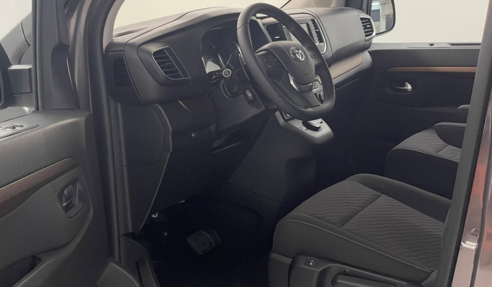 TOYOTA PROACE VERSO L1 2.0 D Trend