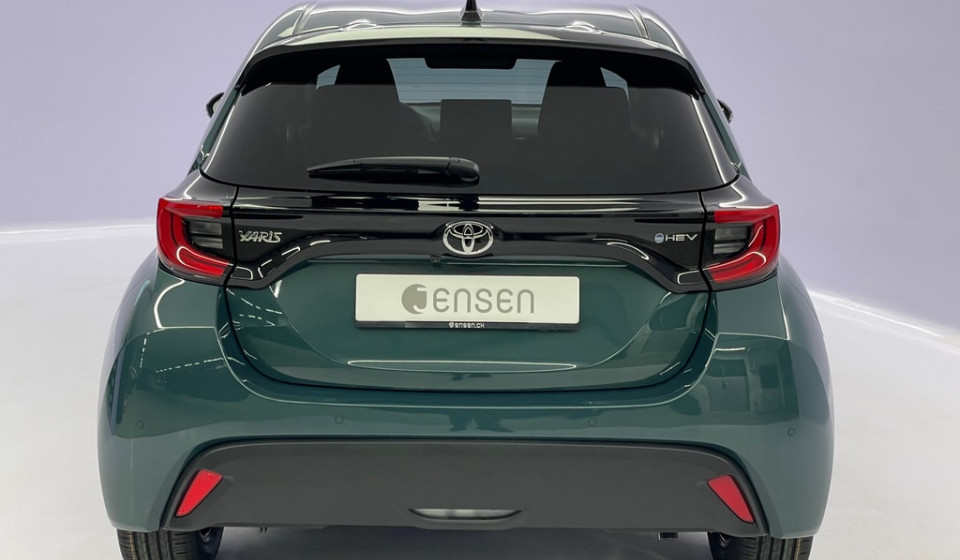 TOYOTA Yaris Hybrid 1.5 Trend