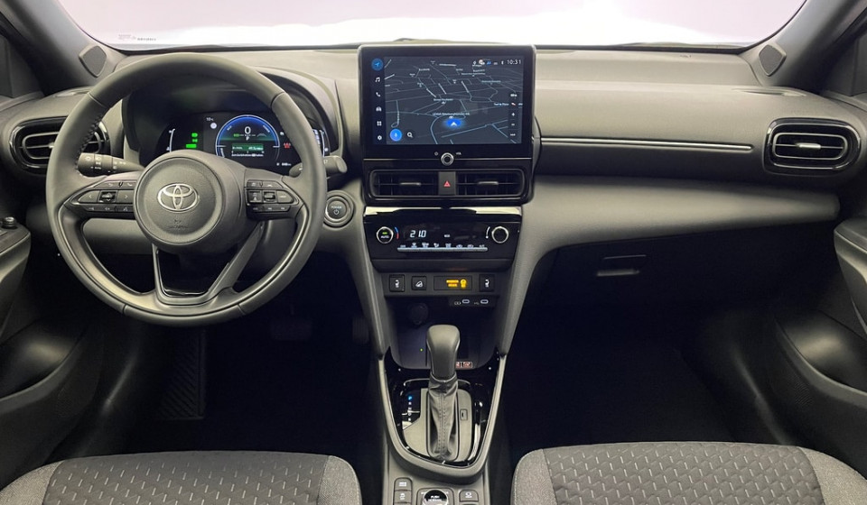 TOYOTA Yaris Cross Hybrid 1.5 Trend AWD-i