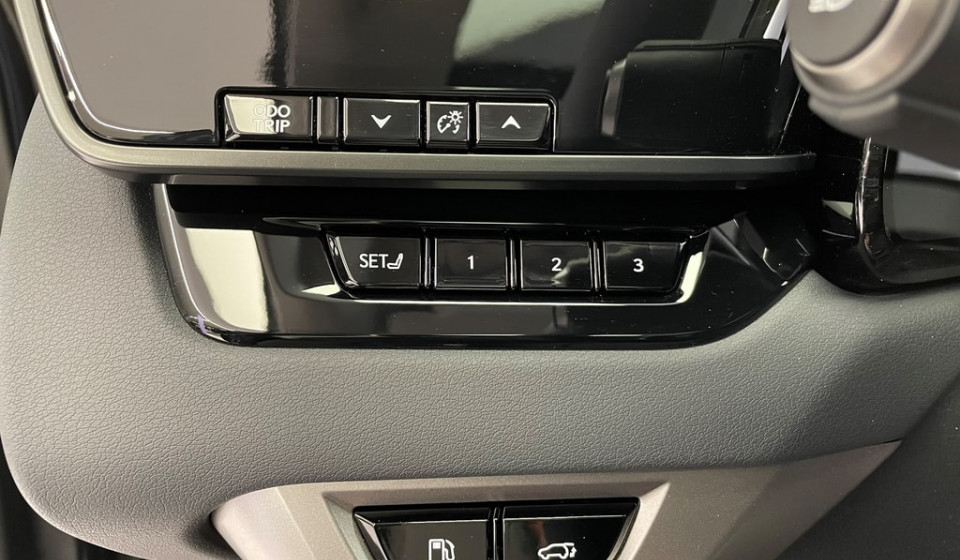LEXUS RX 450h+ Excellence E-FOUR Plug-in-Hybrid