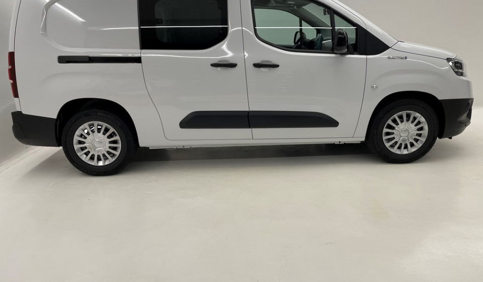 TOYOTA Proace City Van L1 Electric 50 kWh Active