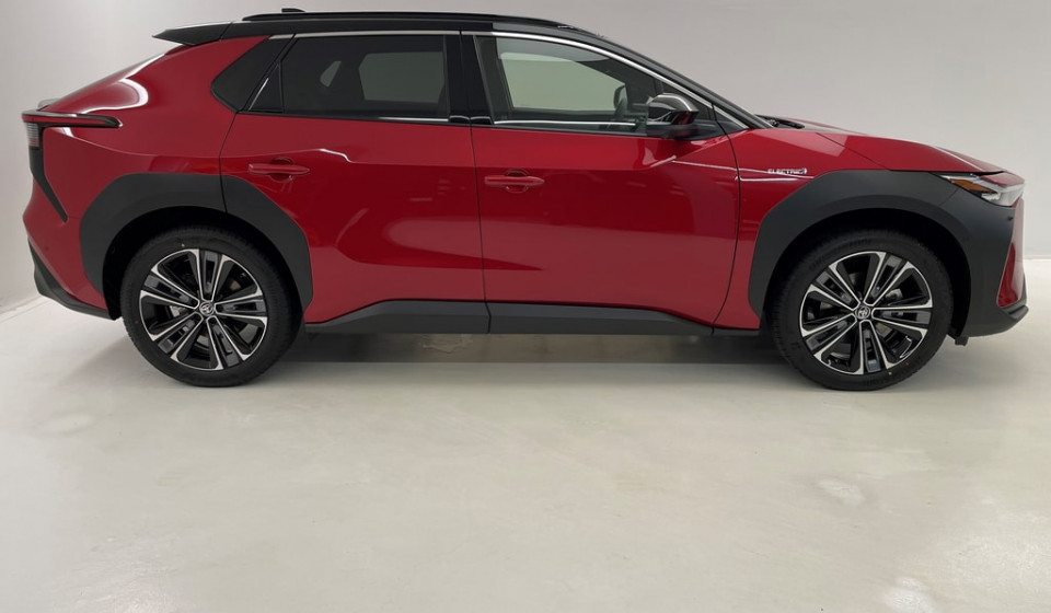 TOYOTA BZ4X Premium AWD