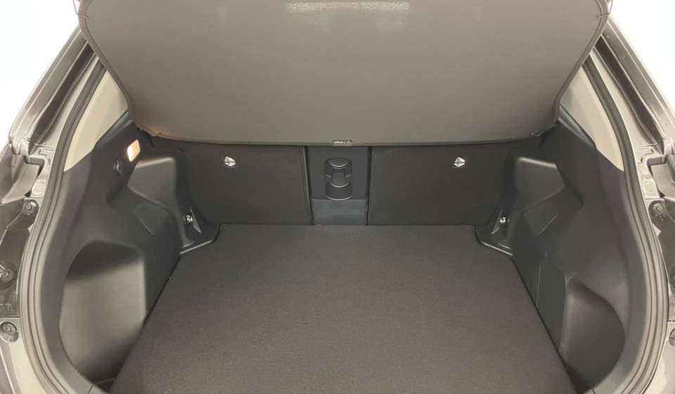 TOYOTA Yaris Cross 1.5 Elegant e-CVT AWDi