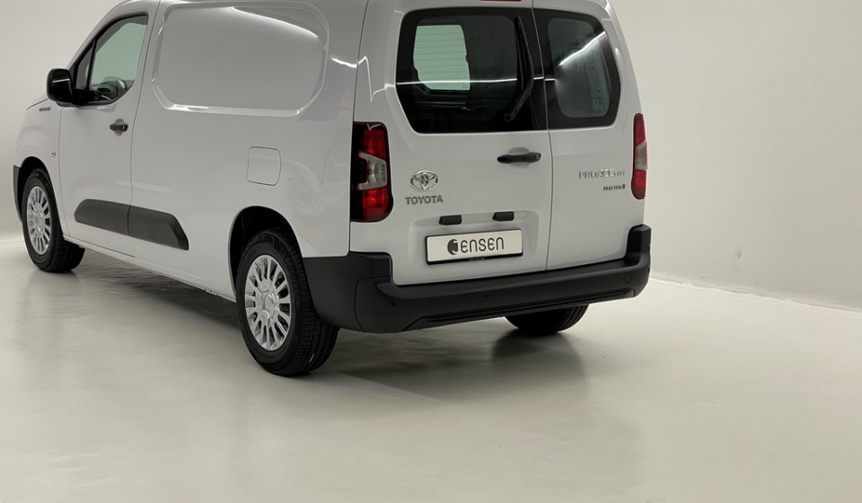 TOYOTA PROACE CITY Van L1 Electric 50kWh Active
