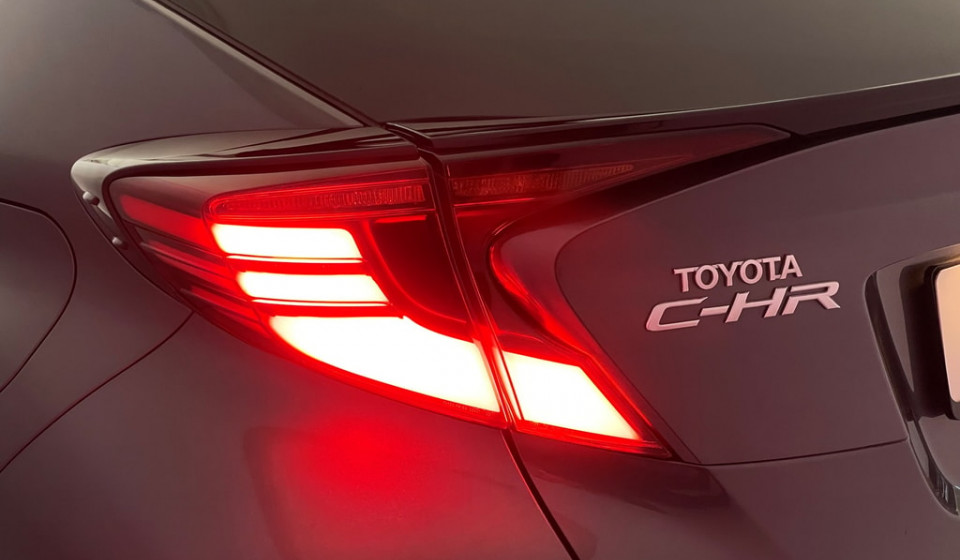 TOYOTA C-HR Hybrid 1.8 Trend