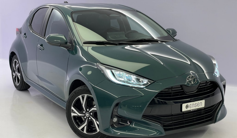 TOYOTA Yaris Hybrid 1.5 Trend
