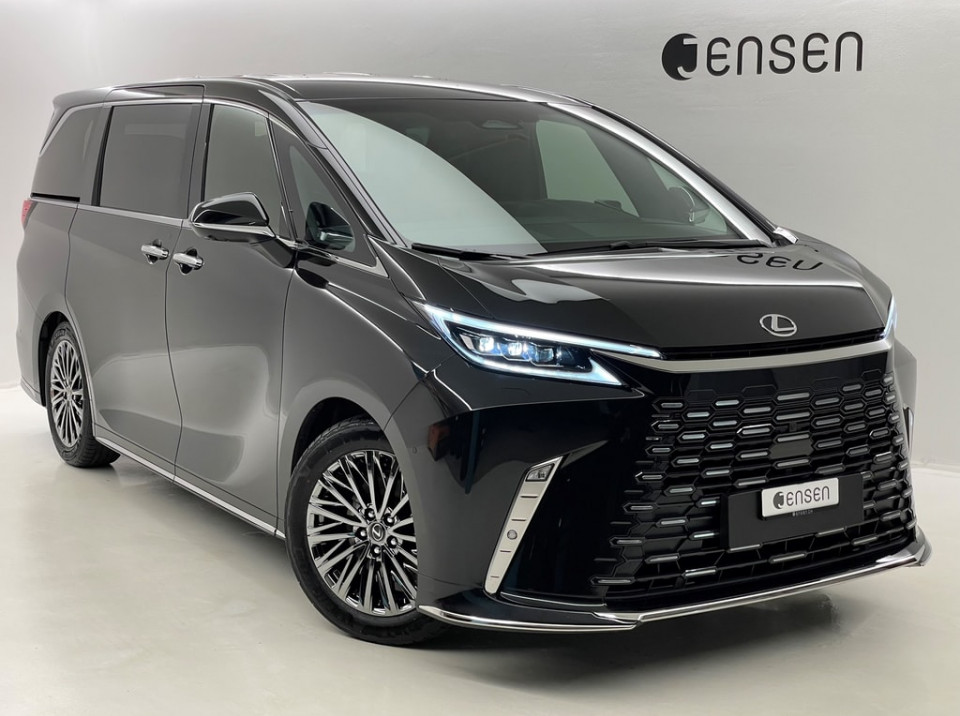 LEXUS LM 350h VIP E-FOUR