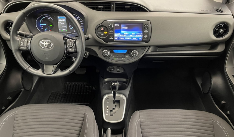 TOYOTA YARIS Hybrid 1.5 HSD Comfort