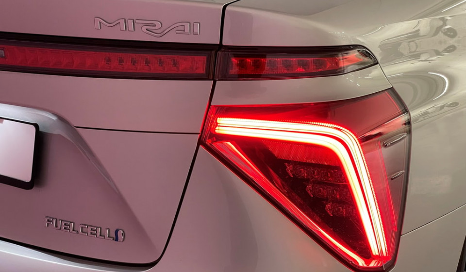 TOYOTA Mirai Fuel Cell Premium