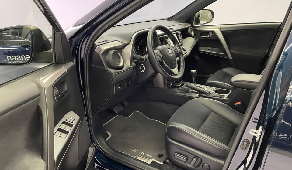 TOYOTA RAV-4 Hybrid 2.5 Style AWD