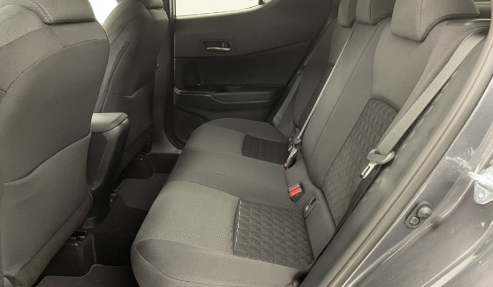 TOYOTA C-HR 1.8 HSD CVT Trend