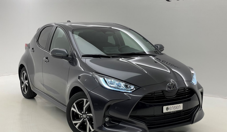 TOYOTA Yaris Hybrid 1.5 Trend
