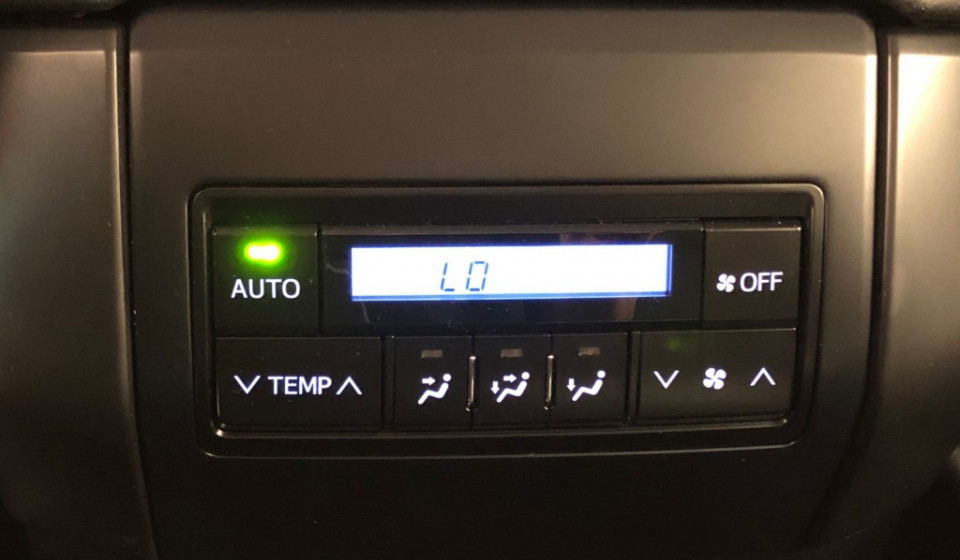 TOYOTA Land Cruiser 2.8TD Comfort Automat