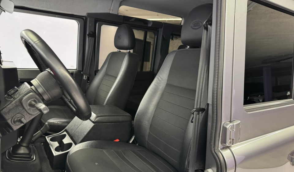 LAND ROVER Defender 110 2.2 TD4 HT