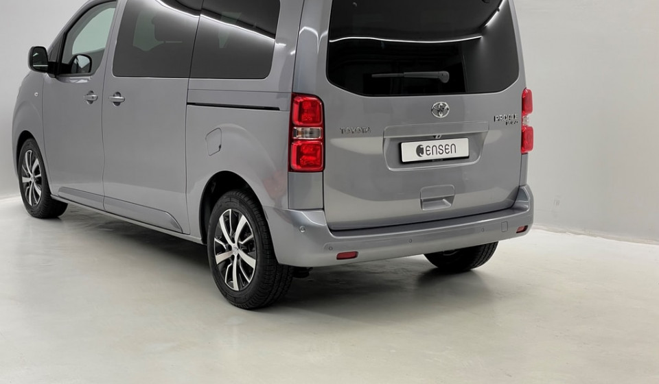 TOYOTA PROACE VERSO L1 2.0 D VIP