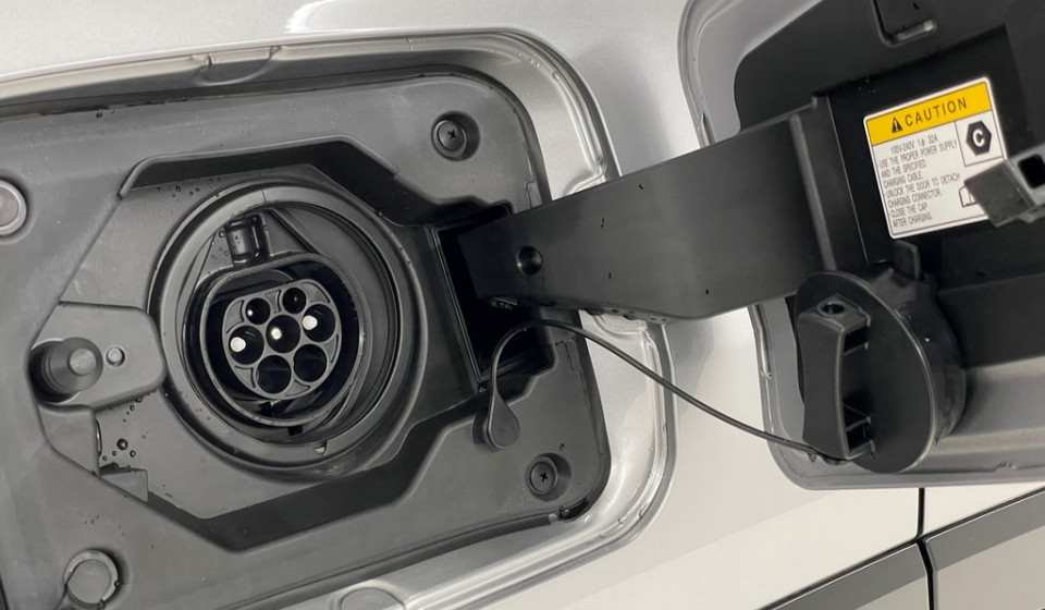 TOYOTA RAV-4 Plug-in Hybrid 2.5 HSD Platinum AWD-i