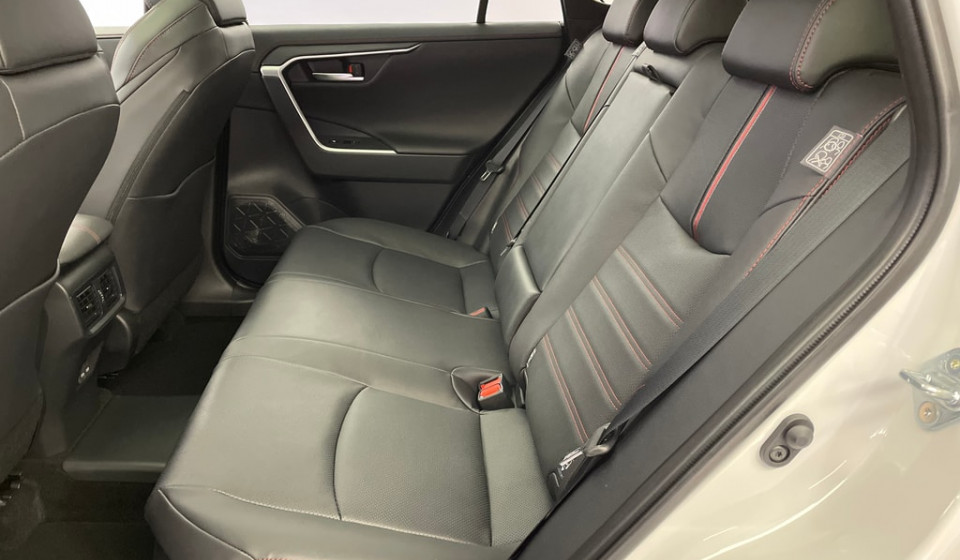 TOYOTA RAV-4 Plug-in Hybrid 2.5 Platinum AWD-i