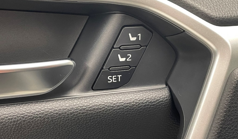 TOYOTA RAV-4 Plug-in Hybrid 2.5 HSD Platinum AWD-i