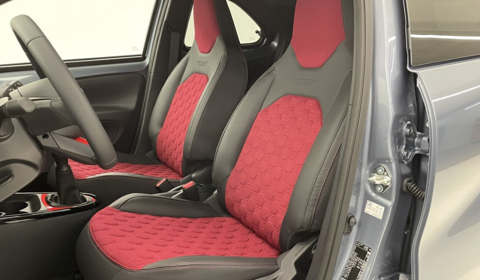 TOYOTA AYGO X 1.0 Undercover