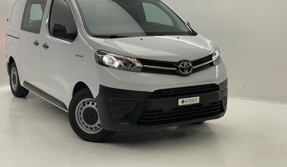 TOYOTA PROACE Van L1 Electric 75kWh Active