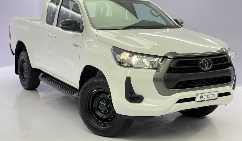 TOYOTA HI-LUX Extra Cab 2.4 D 150 Comfort AWD