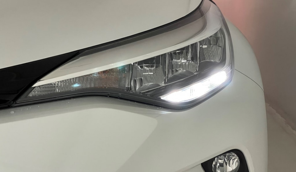 TOYOTA C-HR Hybrid 2.0 HSD Trend