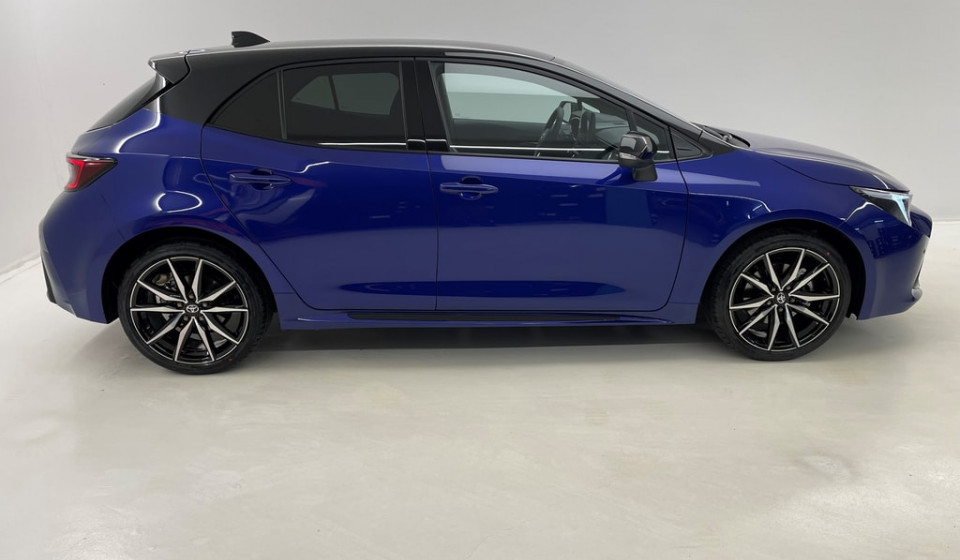 TOYOTA COROLLA Hybrid 2.0 HSD GR Sport