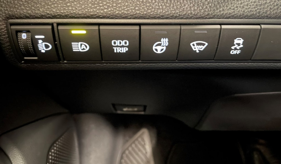 TOYOTA COROLLA Hybrid 2.0 HSD GR Sport