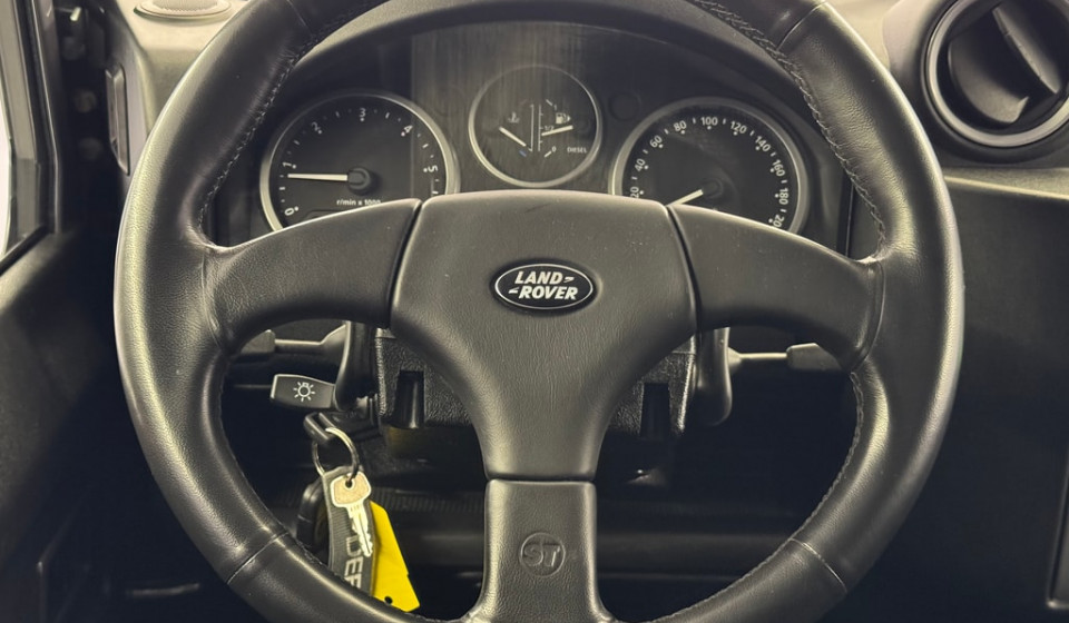 LAND ROVER Defender 110 2.2 TD4 HT
