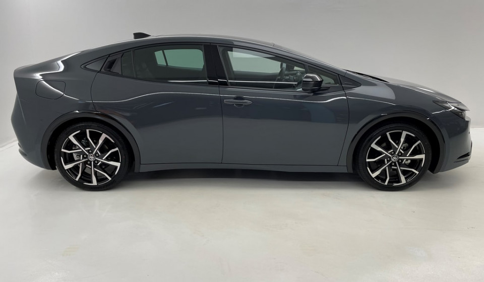 TOYOTA PRIUS Plug-in Hybrid 2.0 HSD Premium