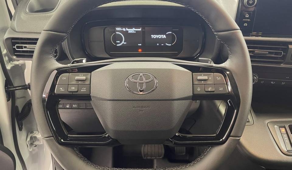 TOYOTA Proace City Van L1 Electric 52 kWh Active