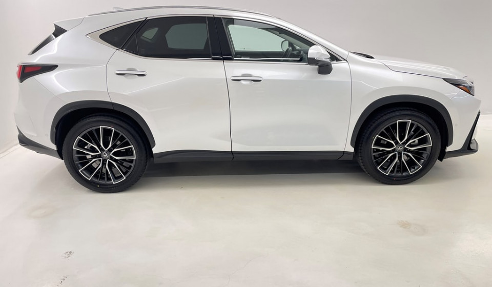 LEXUS NX 350h Excellence E-FOUR Voll-Hybrid