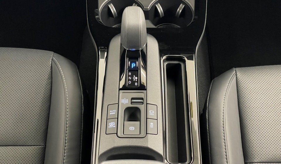 TOYOTA PRIUS Plug-in Hybrid 2.0 HSD Premium