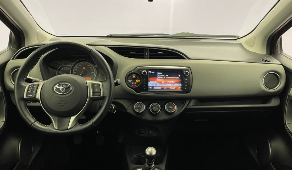 TOYOTA Yaris 1.33 Trend