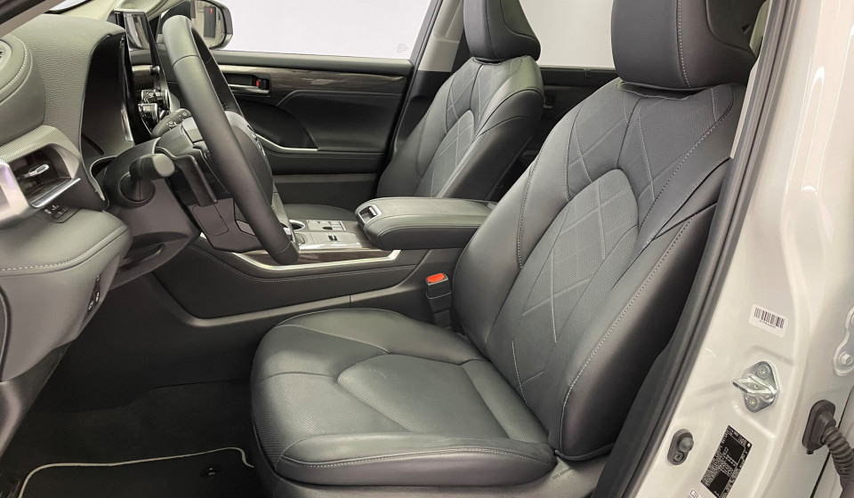 TOYOTA Highlander Hybrid 2.5 Premium AWD-i