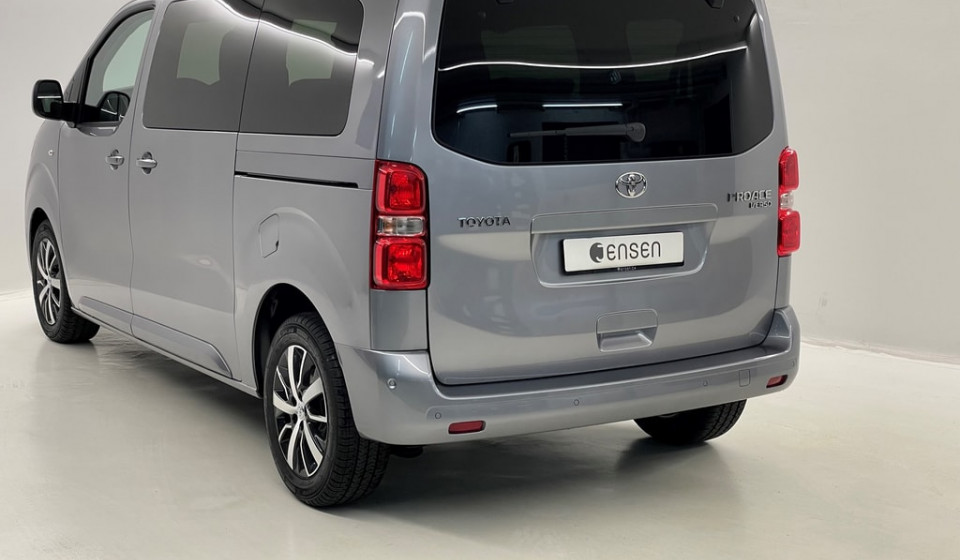 TOYOTA PROACE VERSO L1 2.0 D Trend