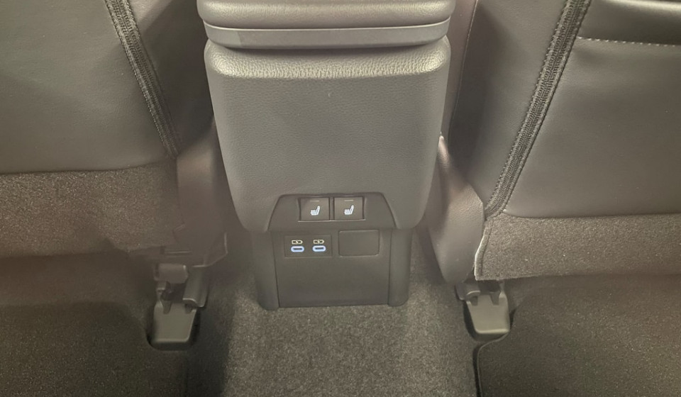 TOYOTA PRIUS Plug-in Hybrid 2.0 HSD Premium