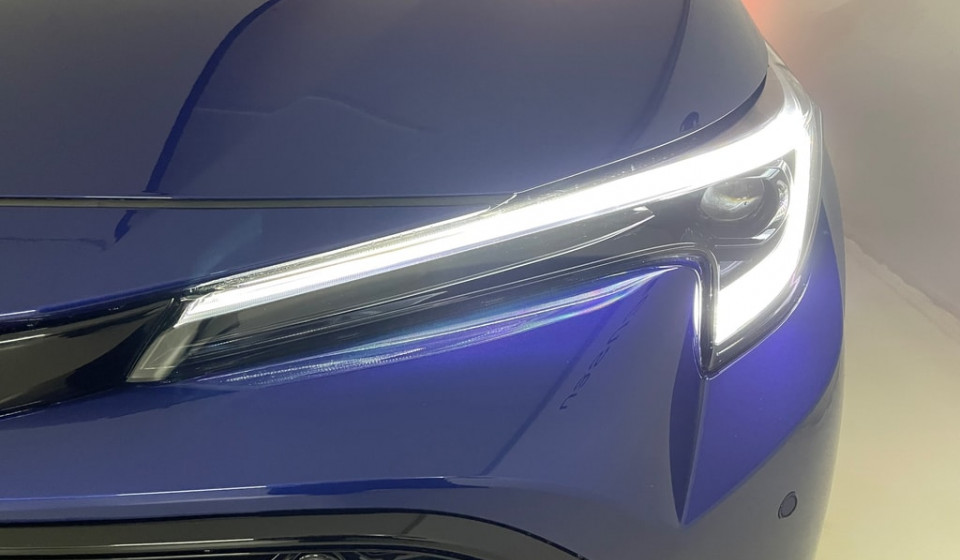 TOYOTA COROLLA Hybrid 2.0 HSD GR Sport