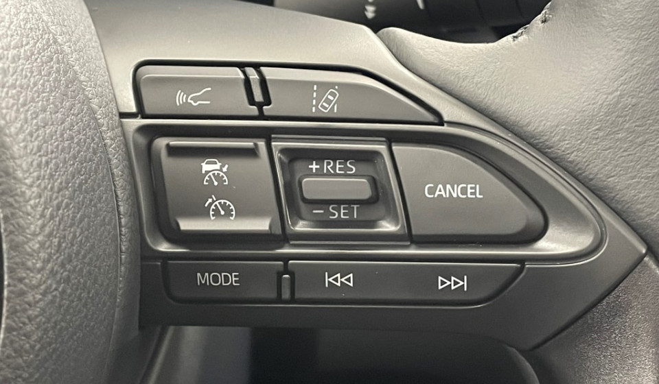 TOYOTA YARIS CROSS Hybrid 1.5 HSD Elegant AWD-i