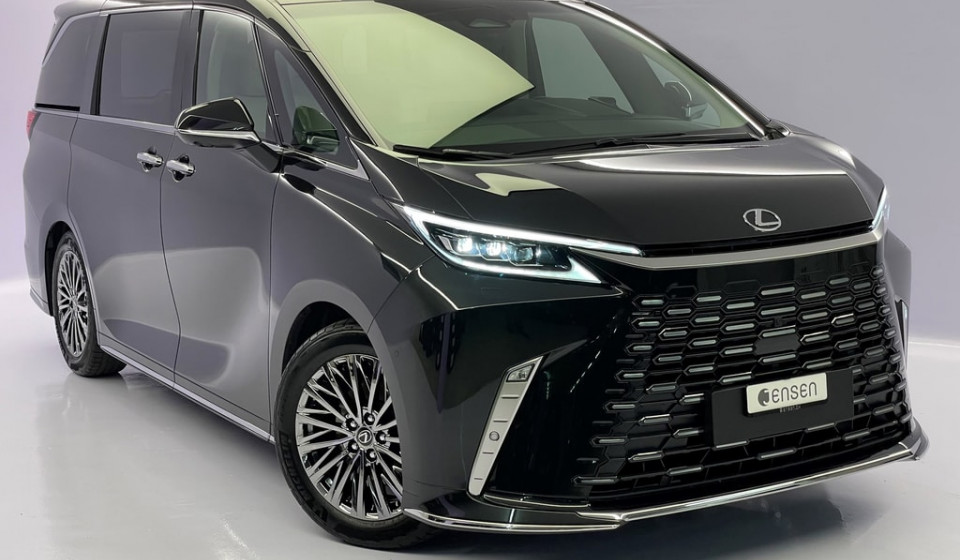 LEXUS LM 350h VIP E-FOUR Voll-Hybrid