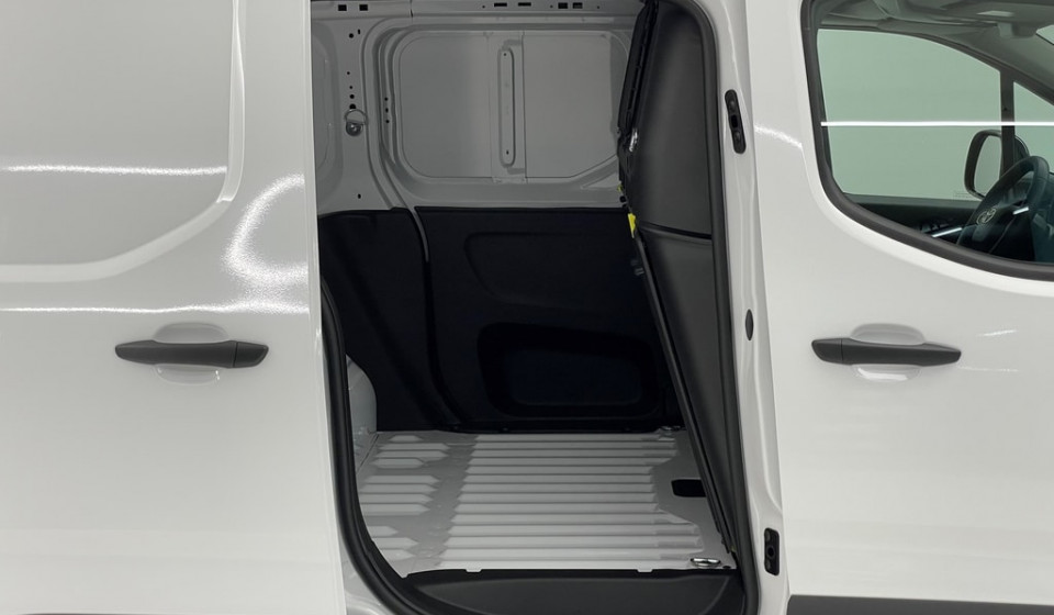 TOYOTA PROACE CITY Van Electric L1 50kWh Active