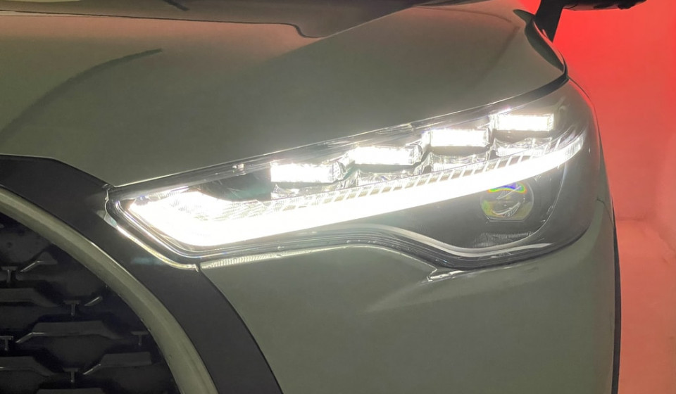 TOYOTA COROLLA CROSS Hybrid 2.0 HSD Premium AWD-i